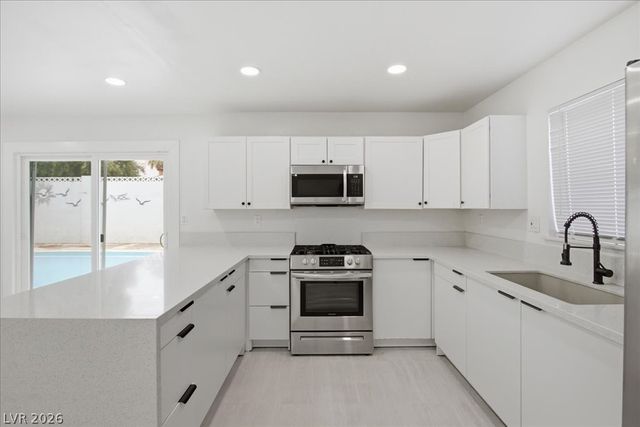 4013 Esmeralda Avenue, Las Vegas, NV 89102
