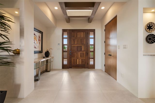 4 Penasco Circle, Santa Fe, NM 87506