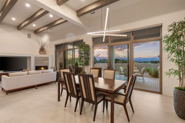 4 Penasco Circle, Santa Fe, NM 87506