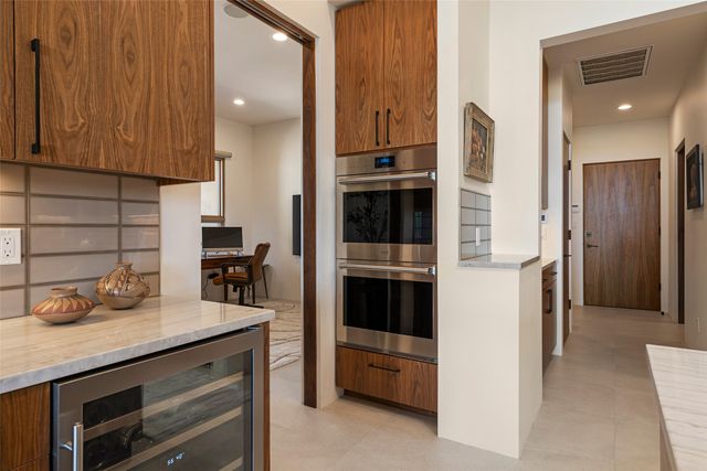 4 Penasco Circle, Santa Fe, NM 87506