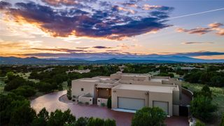4 Penasco Circle, Santa Fe, NM 87506
