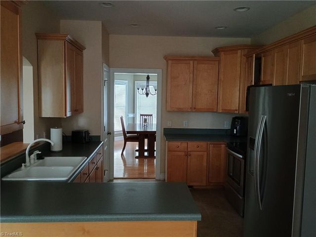 4026 Banoak Street, High Point, NC 27265