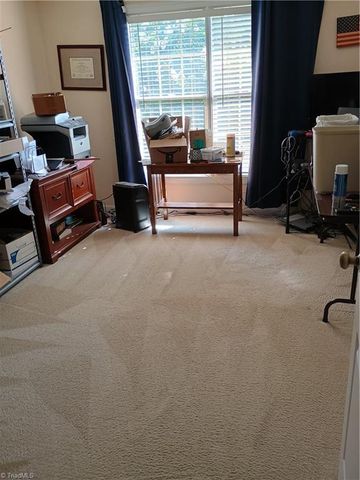 4026 Banoak Street, High Point, NC 27265