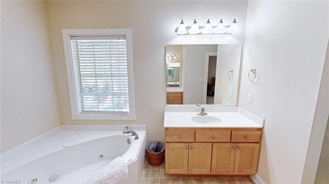 4026 Banoak Street, High Point, NC 27265