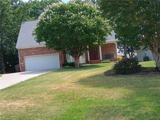 4026 Banoak Street, High Point, NC 27265