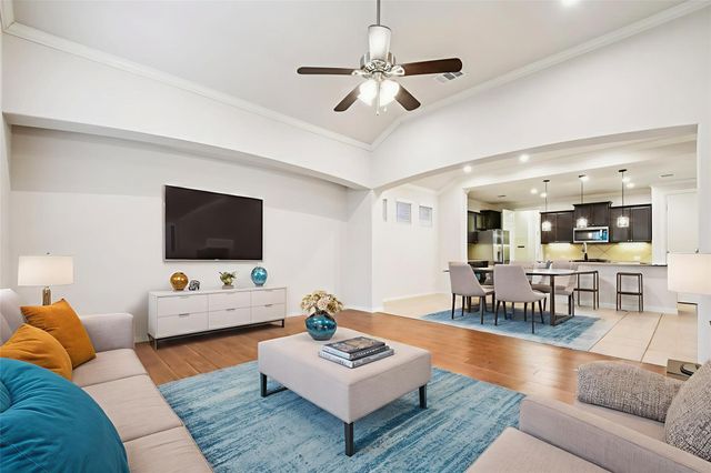 634 Irvin DR, San Marcos, TX 78666