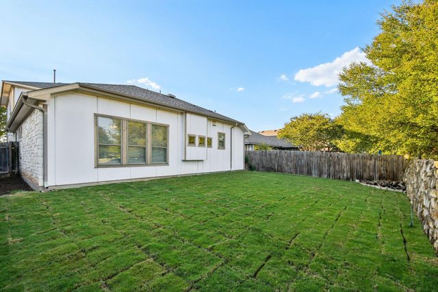 634 Irvin DR, San Marcos, TX 78666