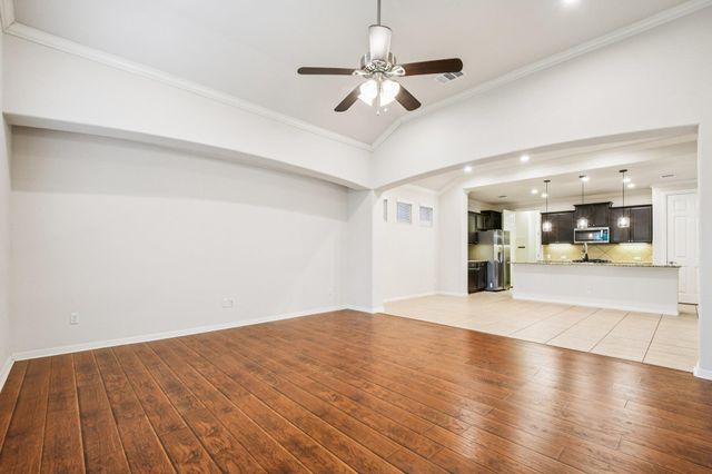 634 Irvin DR, San Marcos, TX 78666