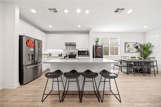 4056 E peony Paseo 16, Ontario, CA 91761