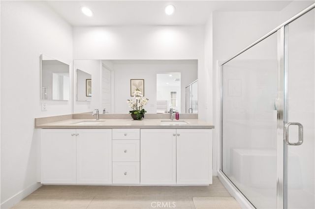 4056 E peony Paseo 16, Ontario, CA 91761