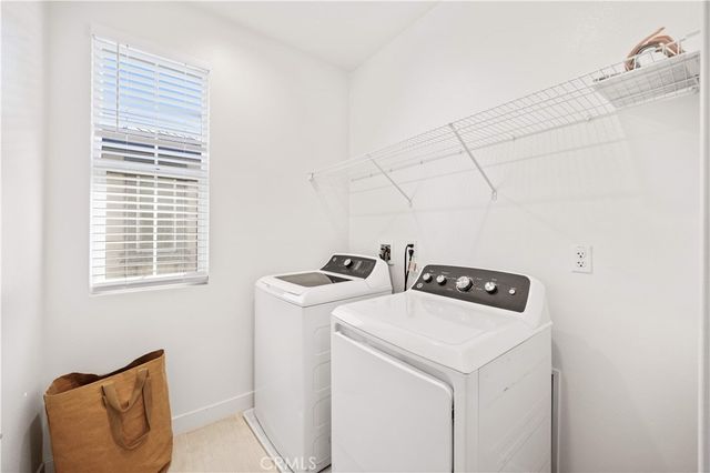 4056 E peony Paseo 16, Ontario, CA 91761