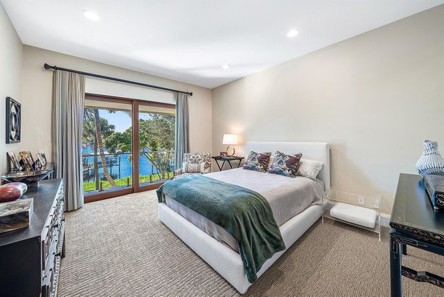 18163 SE Ridgeview Drive, Jupiter, FL 33469