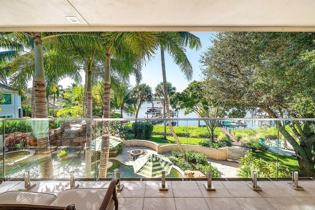 18163 SE Ridgeview Drive, Jupiter, FL 33469