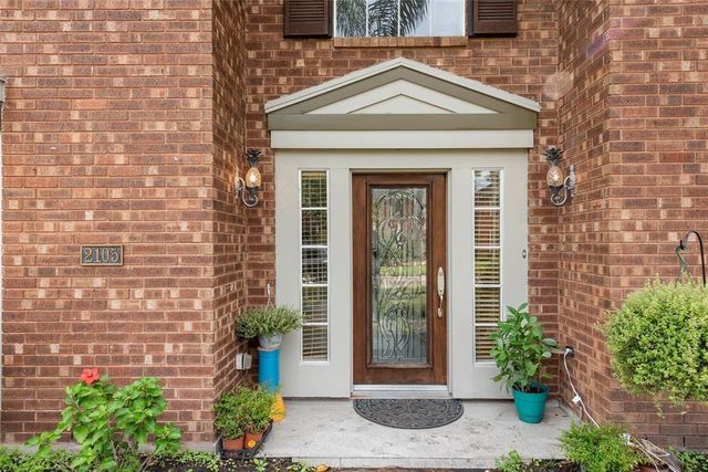 2105 Meadow Parkway N N, League City, TX 77573