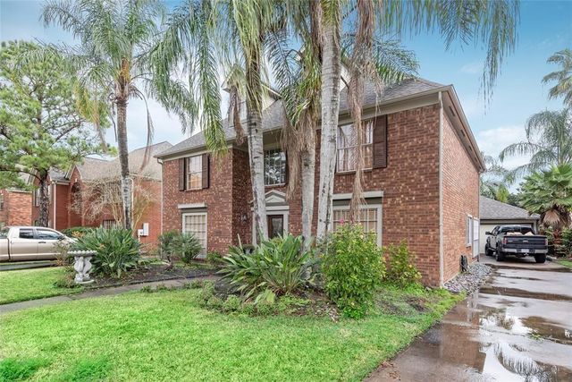 2105 Meadow Parkway N N, League City, TX 77573