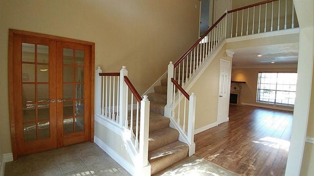 2105 Meadow Parkway N N, League City, TX 77573