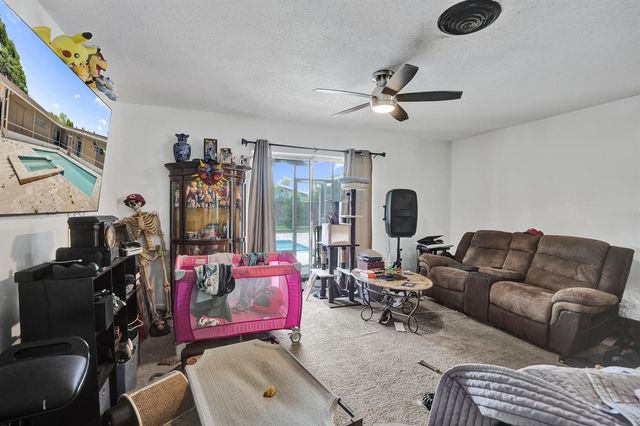 811 NW 43rd Avenue, Coconut Creek, FL 33066