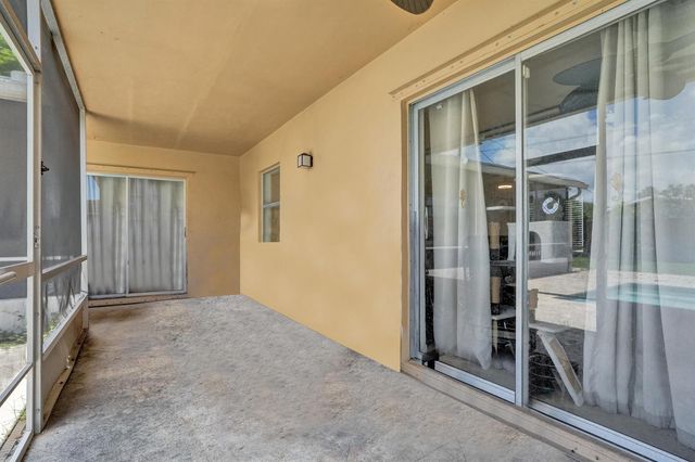 811 NW 43rd Avenue, Coconut Creek, FL 33066