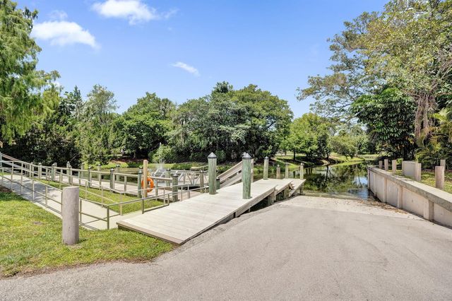 811 NW 43rd Avenue, Coconut Creek, FL 33066