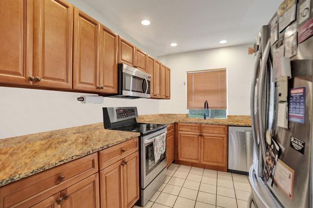 811 NW 43rd Avenue, Coconut Creek, FL 33066