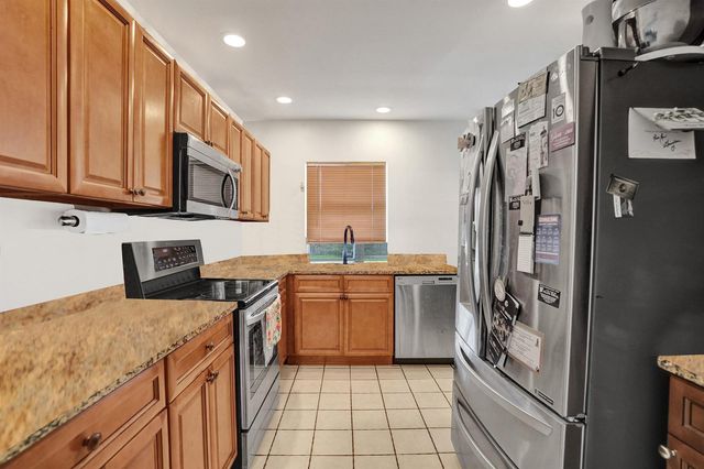 811 NW 43rd Avenue, Coconut Creek, FL 33066