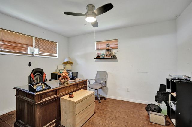 811 NW 43rd Avenue, Coconut Creek, FL 33066