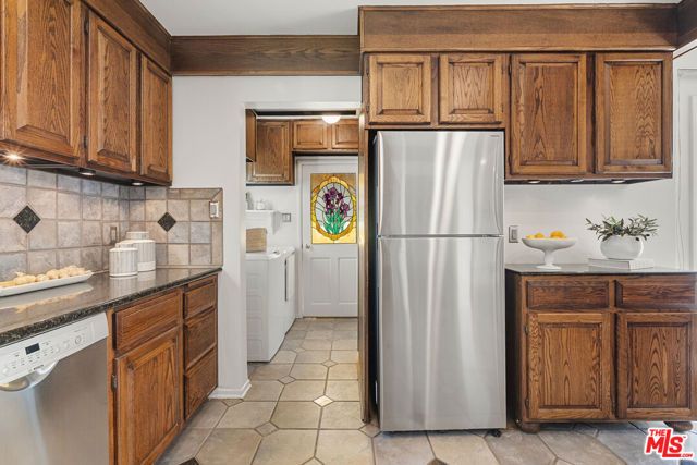 15328 De Pauw Street, Pacific Palisades (los Angeles), CA 90272