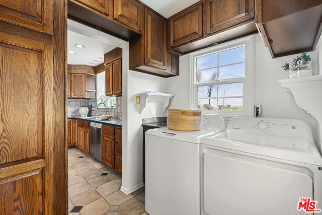 15328 De Pauw Street, Pacific Palisades (los Angeles), CA 90272