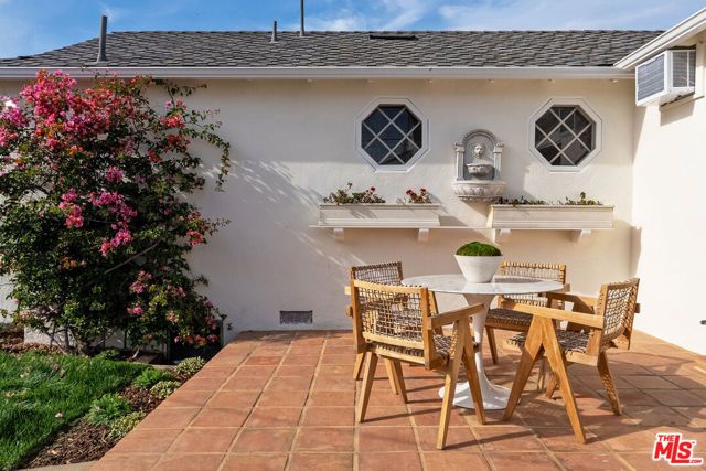 15328 De Pauw Street, Pacific Palisades (los Angeles), CA 90272