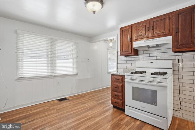 622 CORSON ST, Bristol, PA 19007