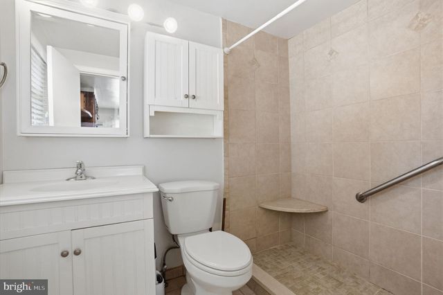 622 CORSON ST, Bristol, PA 19007