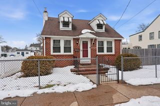 622 CORSON ST, Bristol, PA 19007