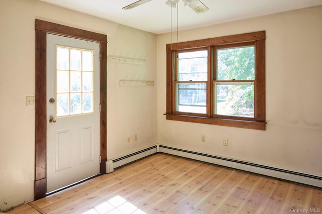 35 Union Avenue, New Windsor, NY 12553