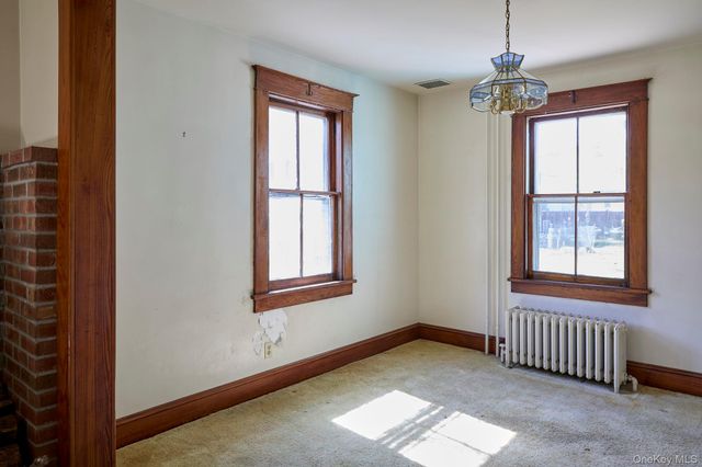 35 Union Avenue, New Windsor, NY 12553