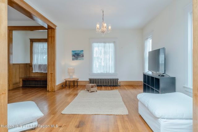 36 Warren Street, Kingston, NY 12401