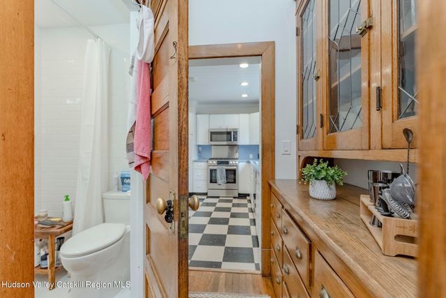 36 Warren Street, Kingston, NY 12401