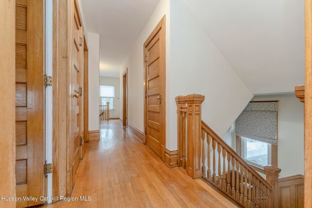 36 Warren Street, Kingston, NY 12401