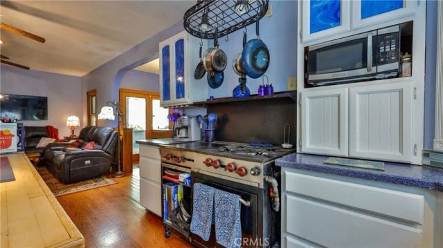 24083 Cresta Drive, Crestline, CA 92325