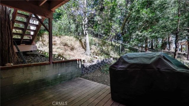 24083 Cresta Drive, Crestline, CA 92325