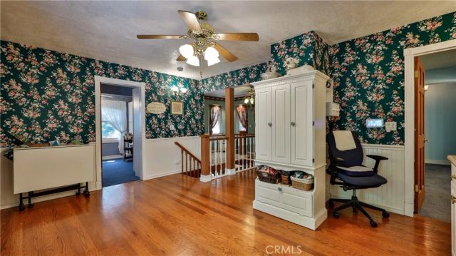 24083 Cresta Drive, Crestline, CA 92325