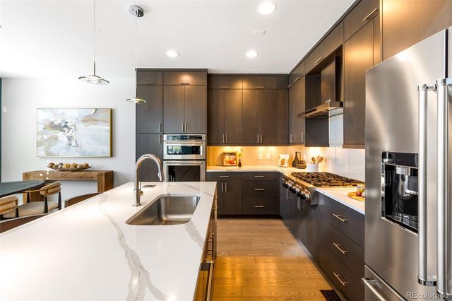 6949 E Lowry Boulevard, Denver, CO 80230