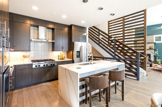 6949 E Lowry Boulevard, Denver, CO 80230