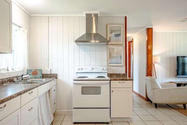 2914 Treasure Circle, Panama City Beach, FL 32408