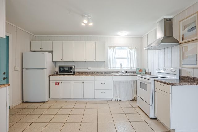 2914 Treasure Circle, Panama City Beach, FL 32408