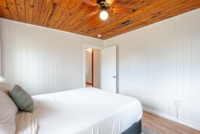 2914 Treasure Circle, Panama City Beach, FL 32408