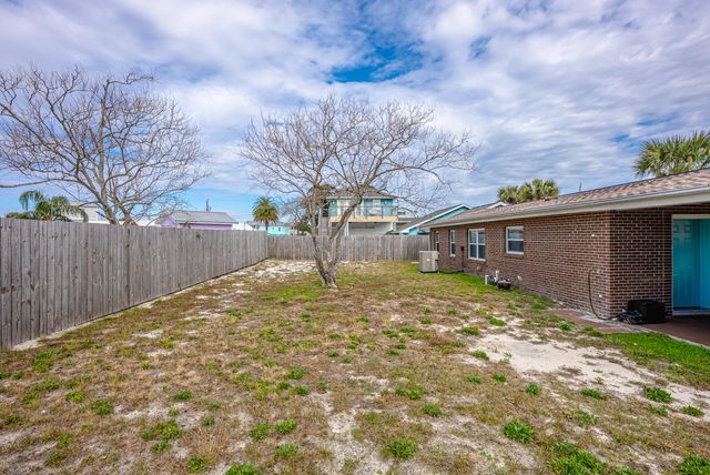 2914 Treasure Circle, Panama City Beach, FL 32408