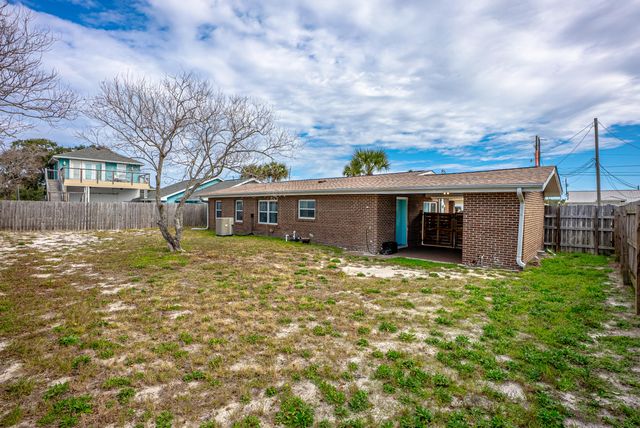 2914 Treasure Circle, Panama City Beach, FL 32408