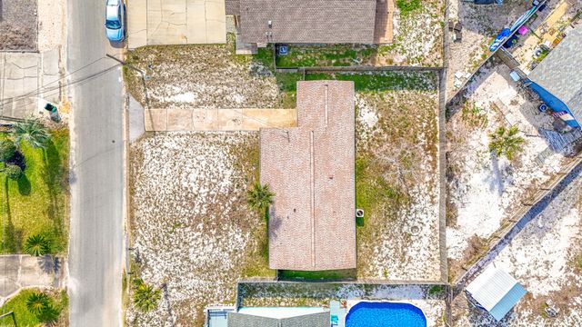 2914 Treasure Circle, Panama City Beach, FL 32408