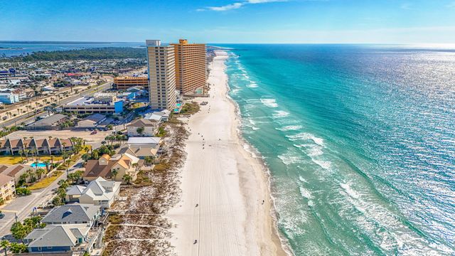 2914 Treasure Circle, Panama City Beach, FL 32408