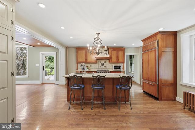 800 CARROLL PKWY, Frederick, MD 21701